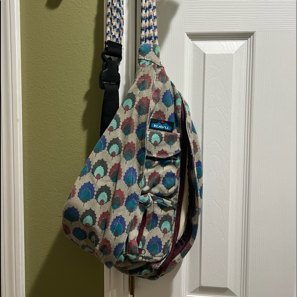 Kavu one shoulder bag